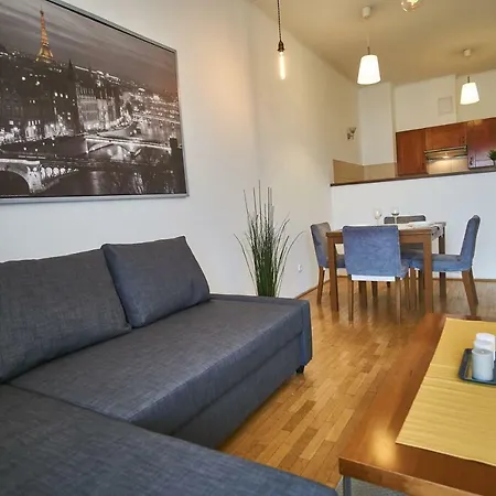 Apartman G1 - *